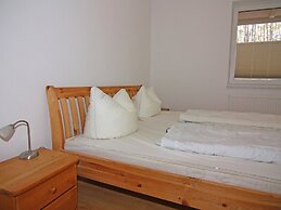 Einladendes Ferienhaus mit Garten