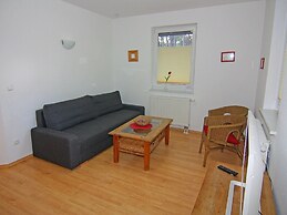 Einladendes Ferienhaus mit Garten