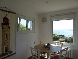 Comfortable Holiday Home With Fantastic sea View