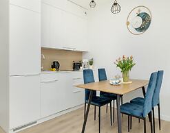 Apartment by the Sea, Pobierowo