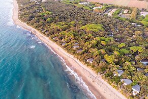 Bungalow in San Vincenzo With Sun Shower