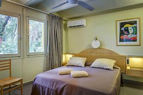 Bungalow in San Vincenzo With Sun Shower