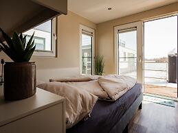 Hausboot Floating House in Ribnitz-damgarten