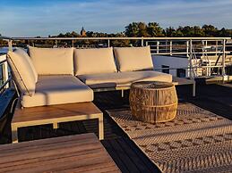 Hausboot Floating House in Ribnitz-damgarten