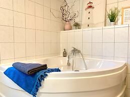 Holiday Home Seeblick With Sauna on Lake Dummer, Dummer