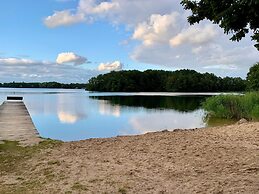 Holiday Home Seeblick With Sauna on Lake Dummer, Dummer