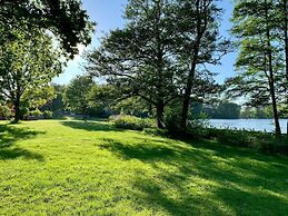 Holiday Home Seeblick With Sauna on Lake Dummer, Dummer