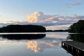 Holiday Home Seeblick With Sauna on Lake Dummer, Dummer