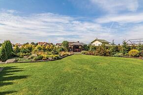 Comfortable Holiday Home on Lake Jamno, Podamirowo