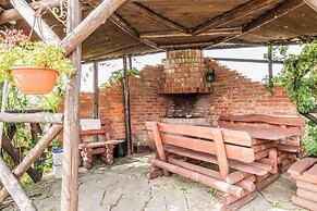 Comfortable Holiday Home on Lake Jamno, Podamirowo