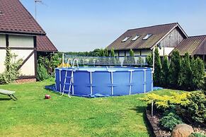 Comfortable Holiday Home on Lake Jamno, Podamirowo