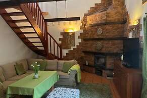 Comfortable Holiday Home on Lake Jamno, Podamirowo