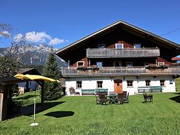 Holiday Home, Soll