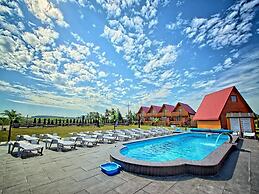 Comfortable Holiday Homes With Terraces, Pool