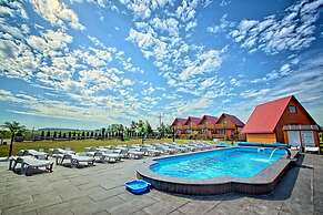 Holiday Resort With Pool, Jaroslawiec