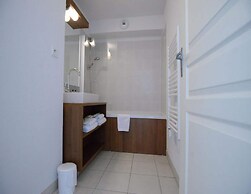Residence du Chateau de Jouarres, Azille - Apartment 4 Pers. With Balc