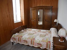 Semi-detached House, Guisseny