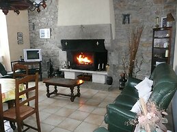 Semi-detached House, Guisseny