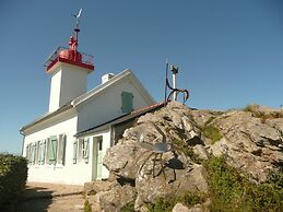 Semi-detached House, Guisseny