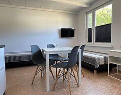 A Cozy House Near the Sea, Lazy