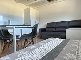 A Cozy House Near the Sea, Lazy