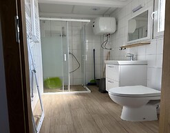 A Cozy House Near the Sea, Lazy