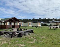 A Cozy House Near the Sea, Lazy