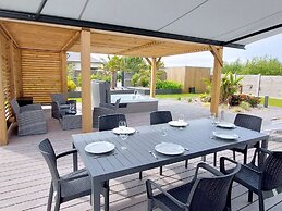 Holiday Home With Whirlpool in Plouarzel