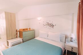 Yiannis Maizonette Ancient Olympia