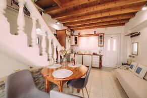 Yiannis Maizonette Ancient Olympia