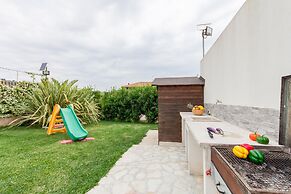 Villa Salemi With Pool