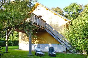 Pretty Flat With Roof Terrace and Large Garden