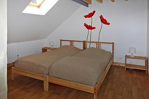 Pretty Flat With Roof Terrace and Large Garden