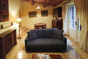 Apartment in Sovicille With Heating