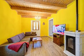 Brighty Rainbow House Garden