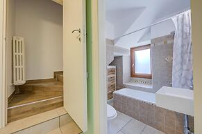 Brighty Rainbow House Garden