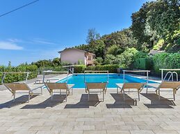 Apartment With Pool in Capoliveri