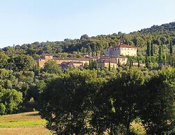 Apartment in Sovicille With Heating