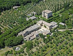 Apartment in Sovicille With Heating