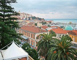 Apartment in Imperia Near the sea