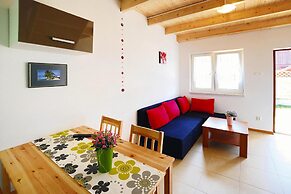 Holiday Homes Close to the Seaside Beach