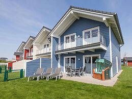 Exklusiv Eingerichtetes Ferienhaus in Strandnaehe