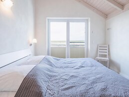 Exklusiv Eingerichtetes Ferienhaus in Strandnaehe