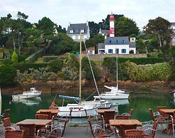 Superb Holiday Home, 250m Beach