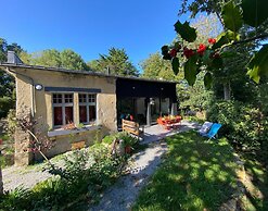 Superb Holiday Home, 250m Beach