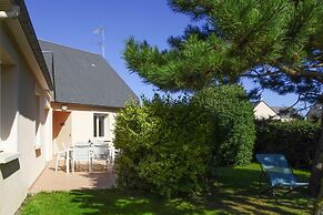 Cottage in Saint Germain sur Ay