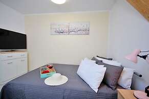 Holiday Apartment Very Close to Sea, Ustronie