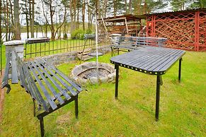 Spacious Cottage, Idyllic Right on the Lake, Spore