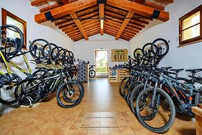 Apartment With Balcony in Poggio All'agnello