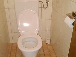 Sunny Holiday Apartment With Balcony on Klopeinersee With Private Beac